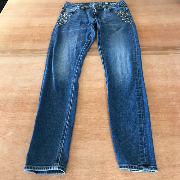 Miss Me Skinny Jeans Women 27 Blue Mid Rise Floral Rhinestone Medium Wash 16323 - Picture 2 of 15